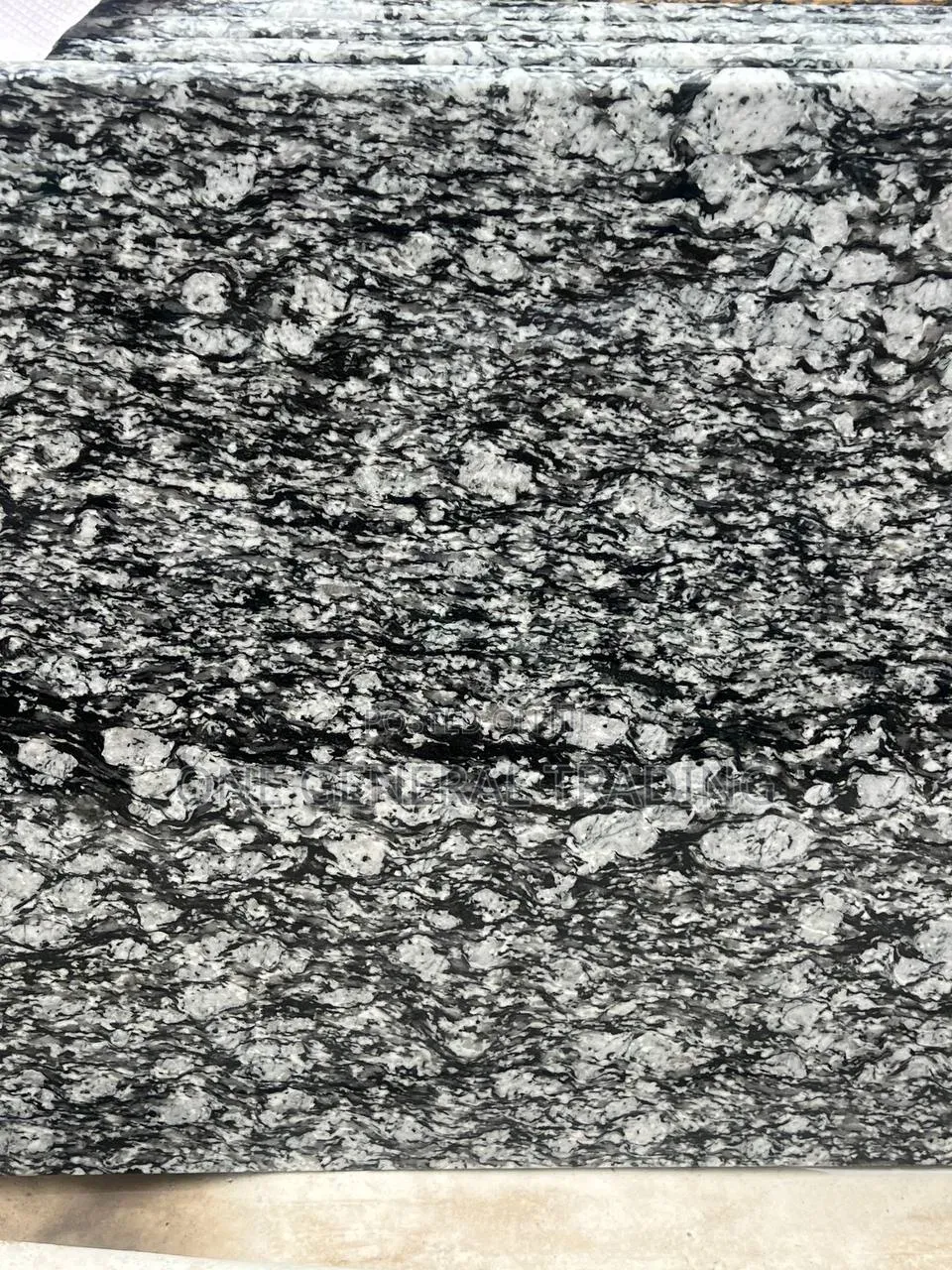 Spray White Granite