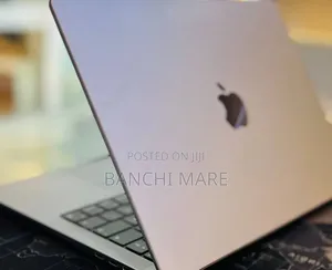 New Laptop Apple MacBook Pro 2021 M1 32GB Apple M1 Pro SSD 512GB