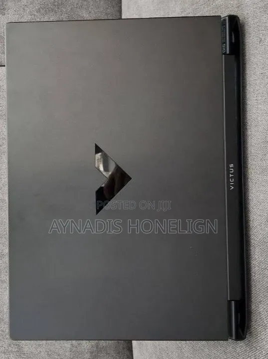 New Laptop HP Victus 16 16GB AMD Ryzen 7 SSD 1T