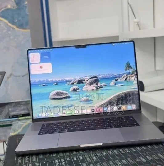 New Laptop Apple MacBook Pro 2021 M1 32GB Apple M1 Pro SSD 512GB