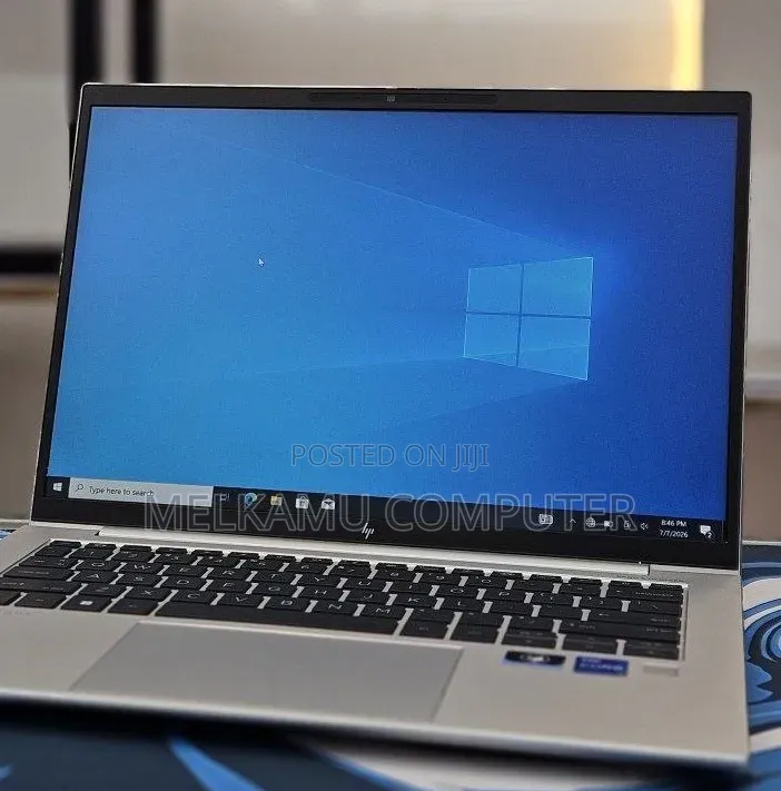 New Laptop HP EliteBook 630 G10 16GB Intel Core i7 SSD 512GB