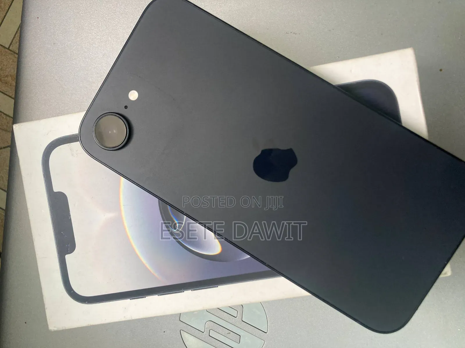 Apple iPhone 16e 128 GB Black
