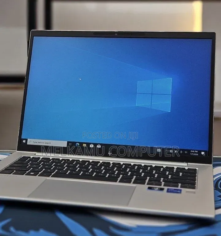 New Laptop HP EliteBook 630 G10 16GB Intel Core i7 SSD 512GB