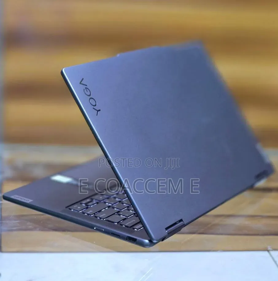 New Laptop Lenovo Yoga 7i 16GB Intel Core i7 SSD 512GB