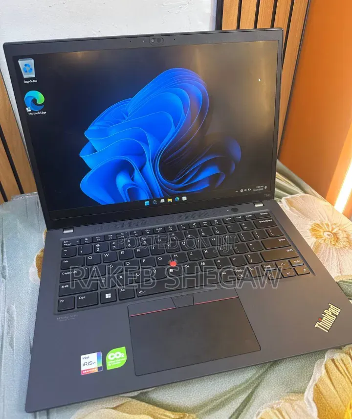 New Laptop Lenovo ThinkPad T14 32GB Intel Core i7 SSD 512GB