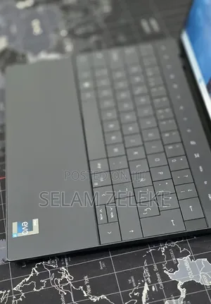 New Laptop Dell 16GB Intel Core i7 SSD 512GB