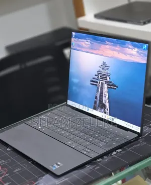 New Laptop Dell 16GB Intel Core i7 SSD 512GB