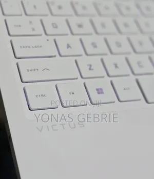 New Laptop HP Victus 16 16GB AMD Ryzen 7 SSD 1T