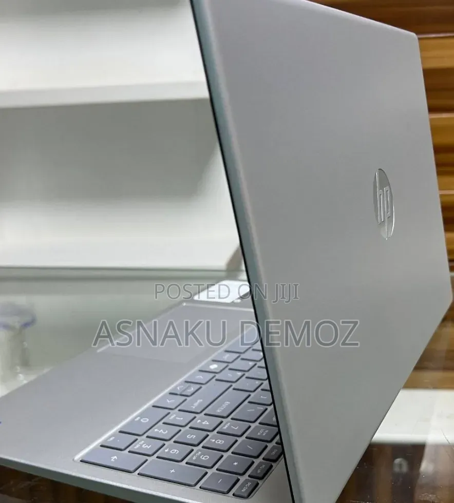 New Laptop HP Stream Notebook 16GB Intel Core i5 SSD 1T