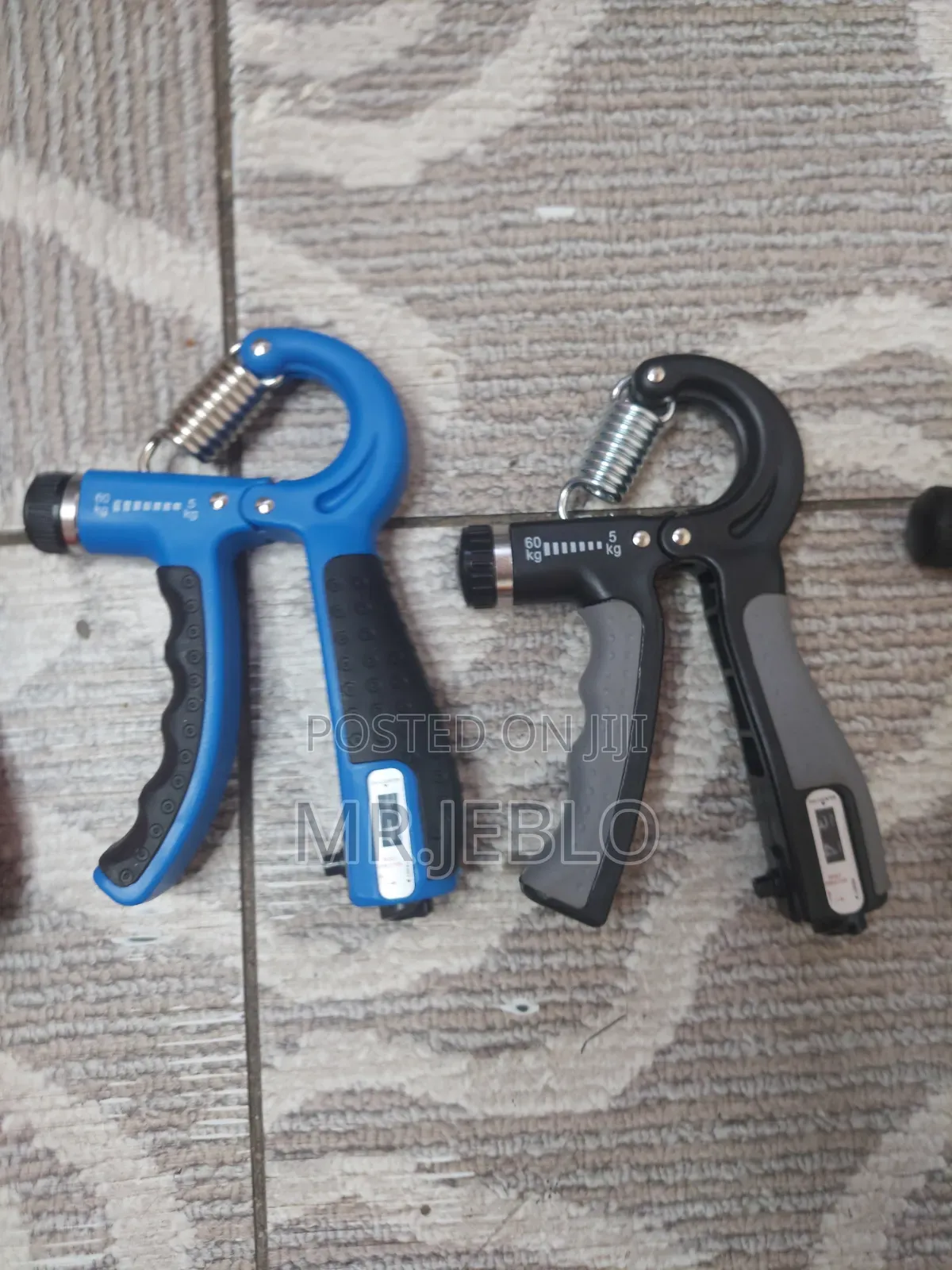Handgrip/Adjustable Handgrip / Hand Grip