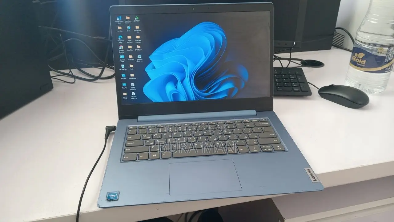 Laptop Lenovo Ideapad 3 4GB Intel Celeron SSD 128GB