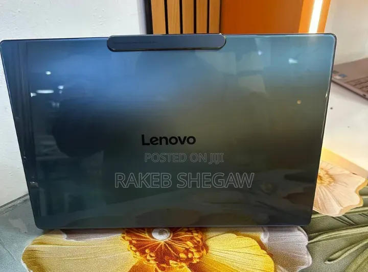 New Laptop Lenovo Yoga 7i 16GB Intel Core Ultra 7 SSD 512GB