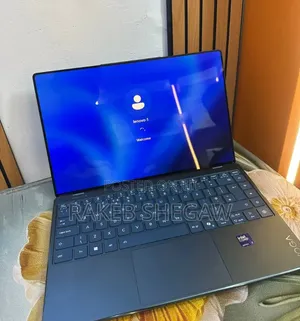 New Laptop Lenovo Yoga 7i 16GB Intel Core Ultra 7 SSD 512GB