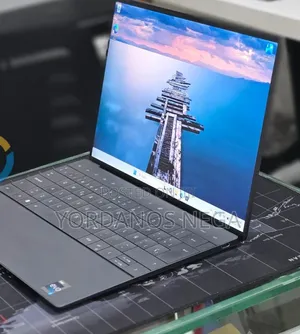 New Laptop Dell XPS 13 16GB Intel Core i7 SSD 512GB