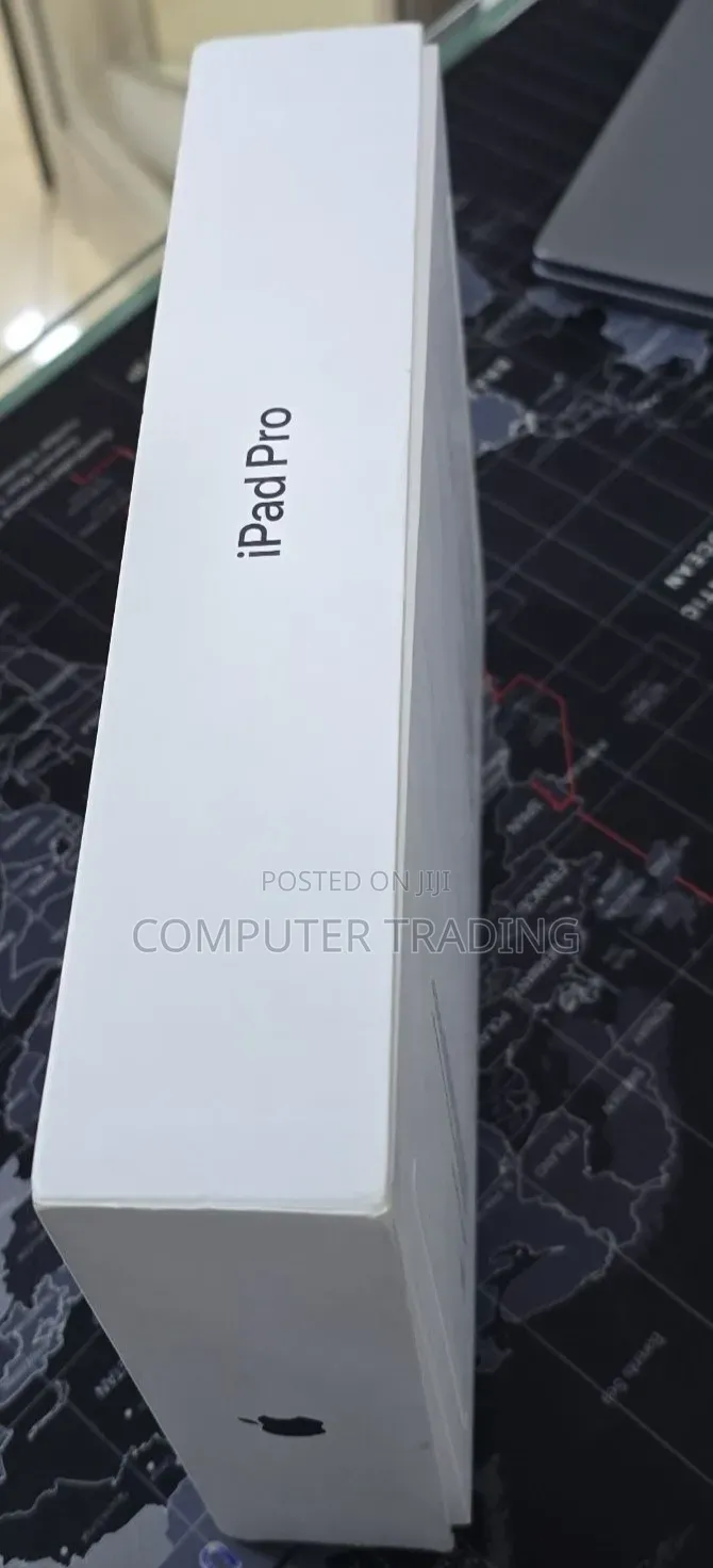 New Apple iPad mini 4 512 GB Black