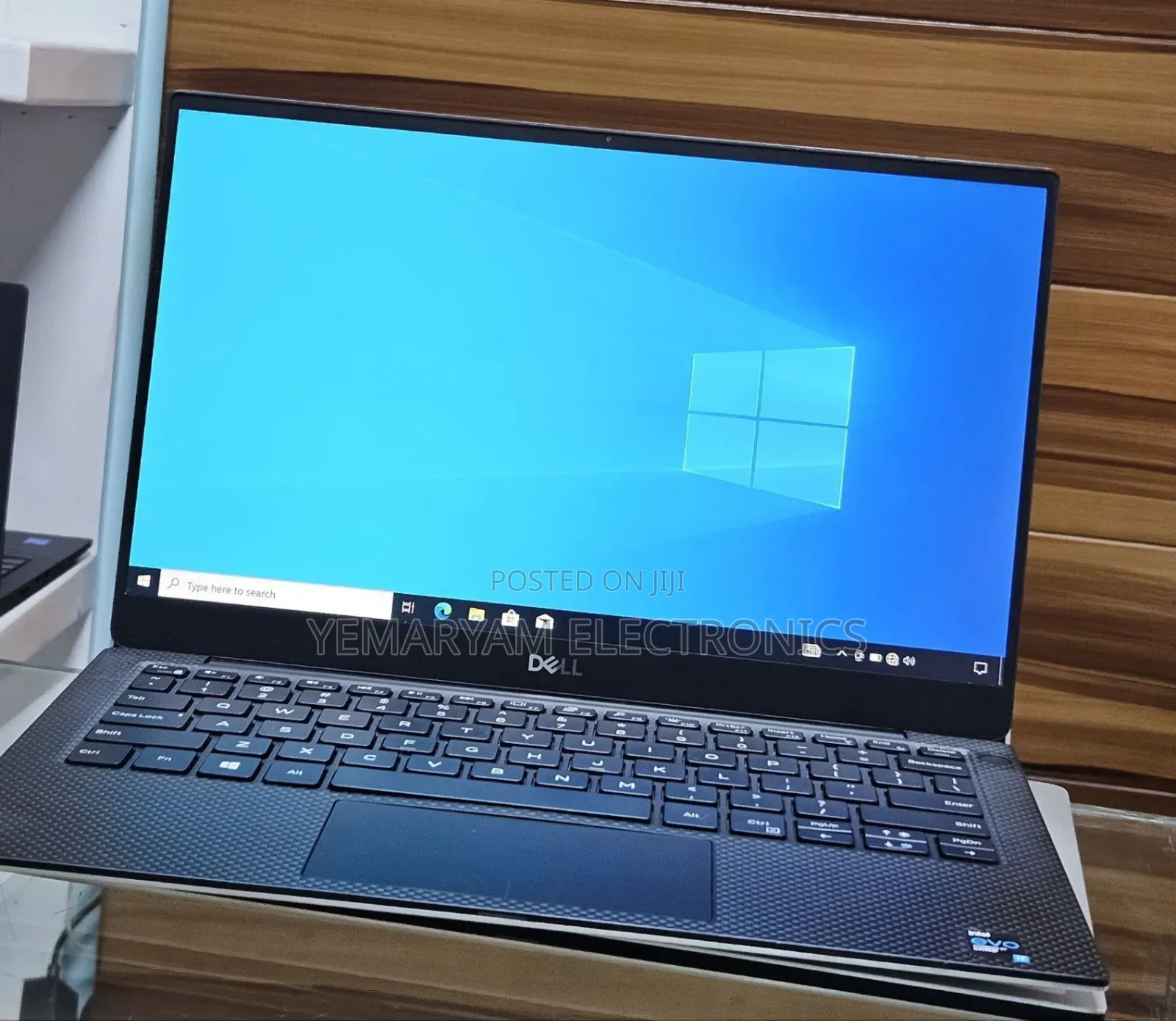 New Laptop Dell XPS 13 16GB Intel Core i7 SSD 512GB