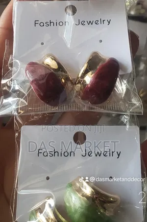High Quality and Affordable Ear Jewellery and Accessories