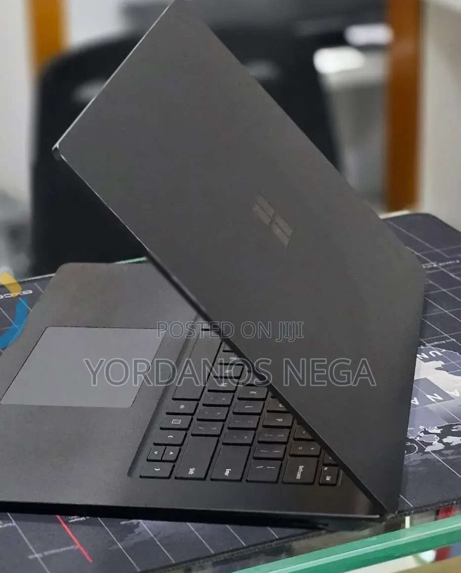 New Laptop Microsoft Surface Laptop 3 32GB Intel Core i7 SSD 1T