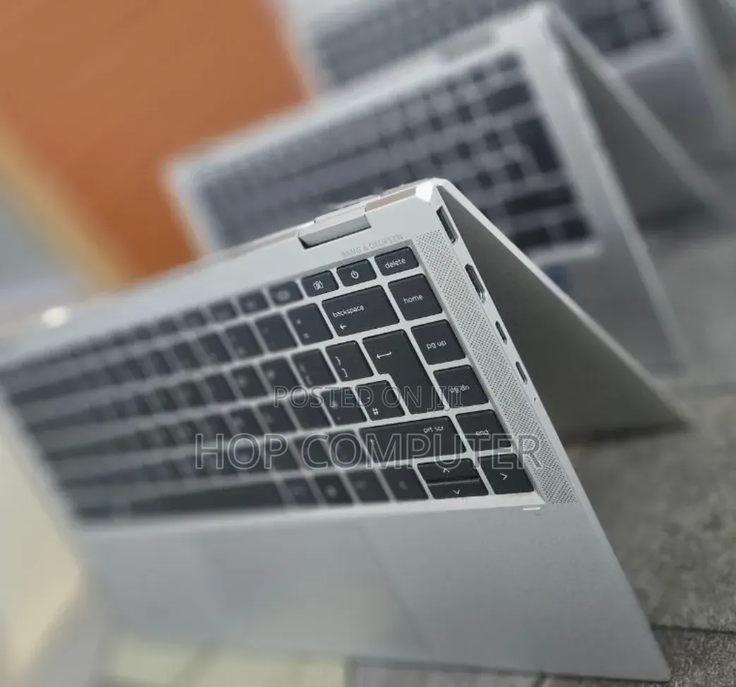 New Laptop HP EliteBook 840 G8 16GB Intel Core i7 SSD 512GB