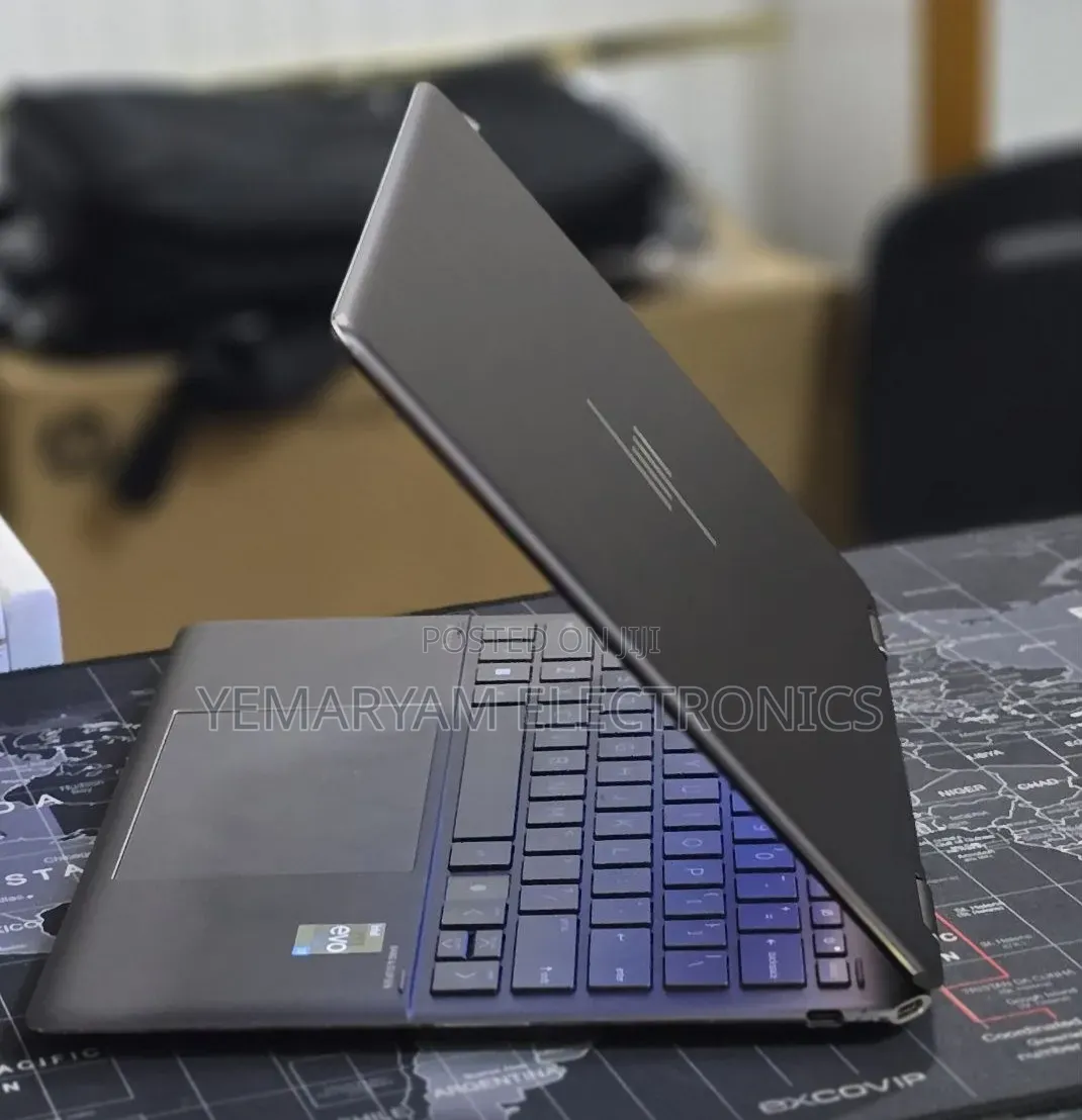 New Laptop HP Spectre X360 13 16GB Intel Core i7 SSD 512GB