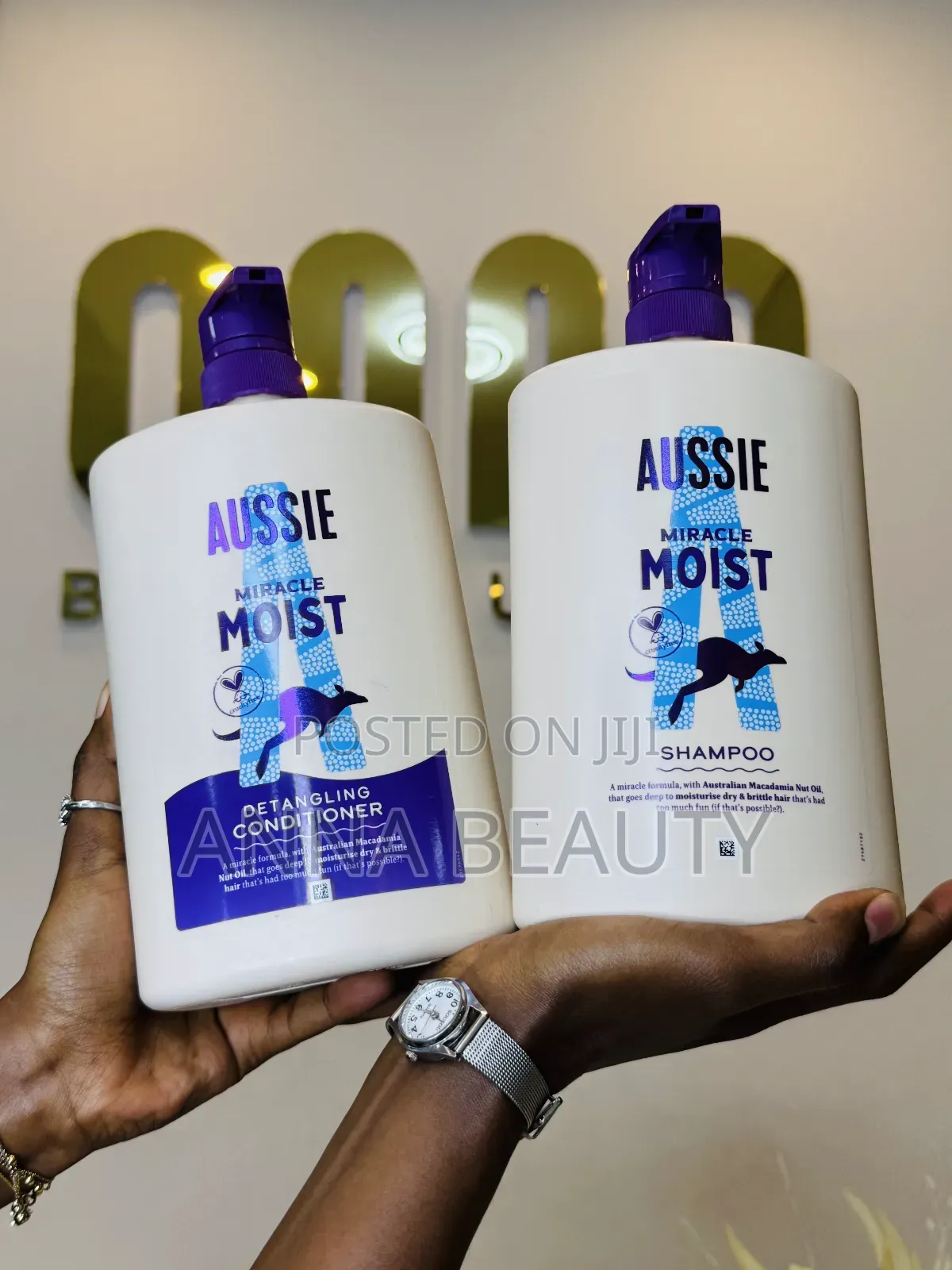 AUSSIE Miracle Shampoo and Conditioner