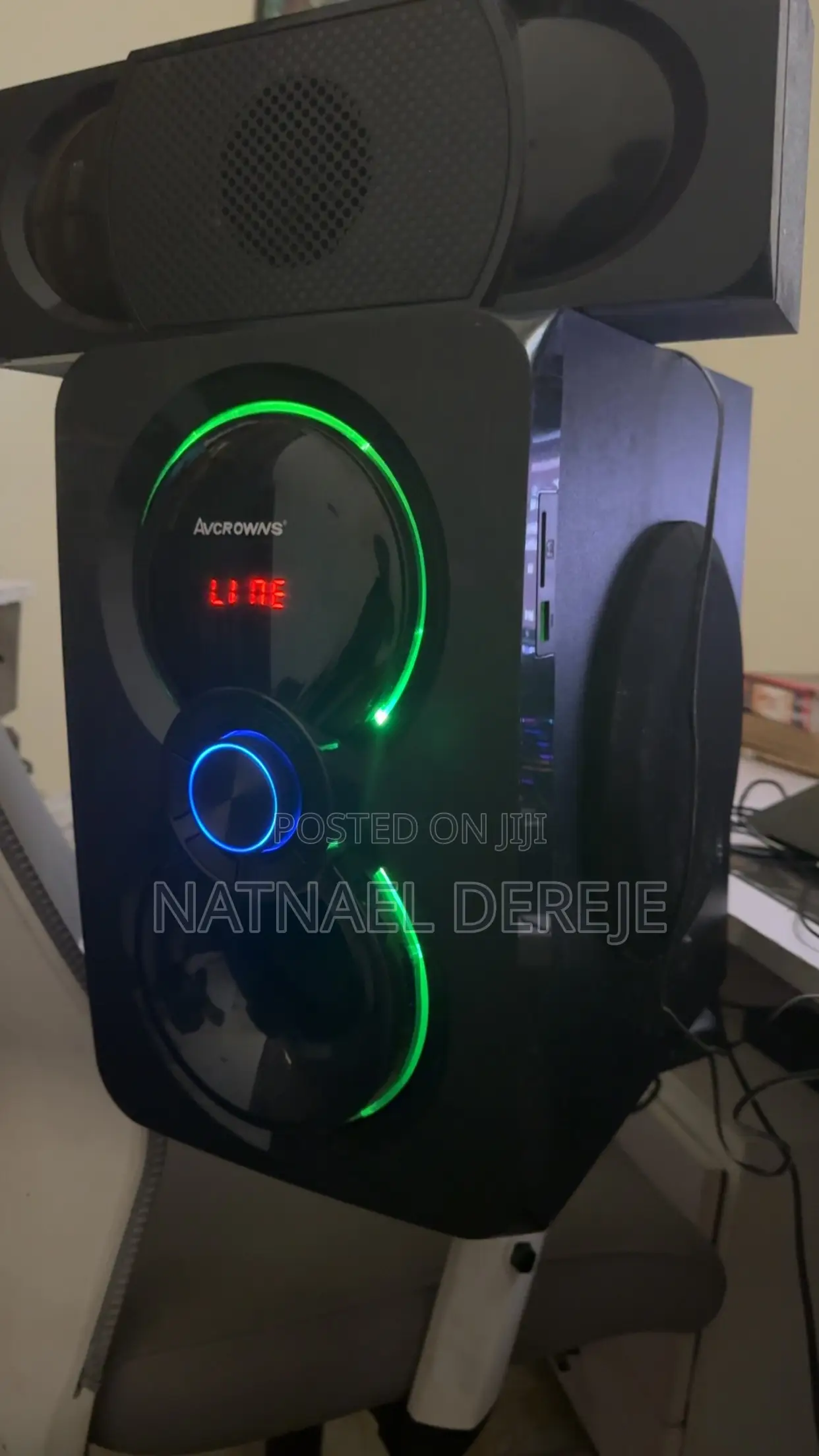 AVcrowns Bluetoosh Speaker