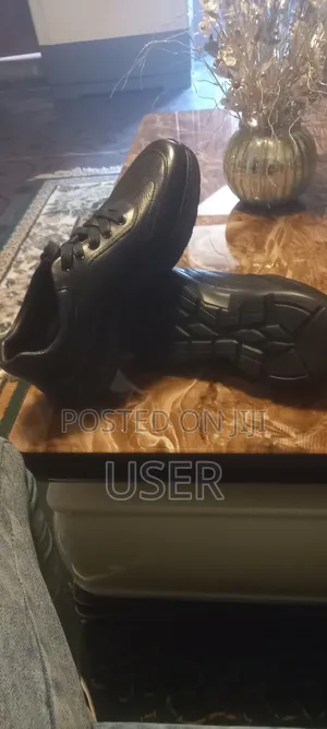 Men Shoeas Cavana