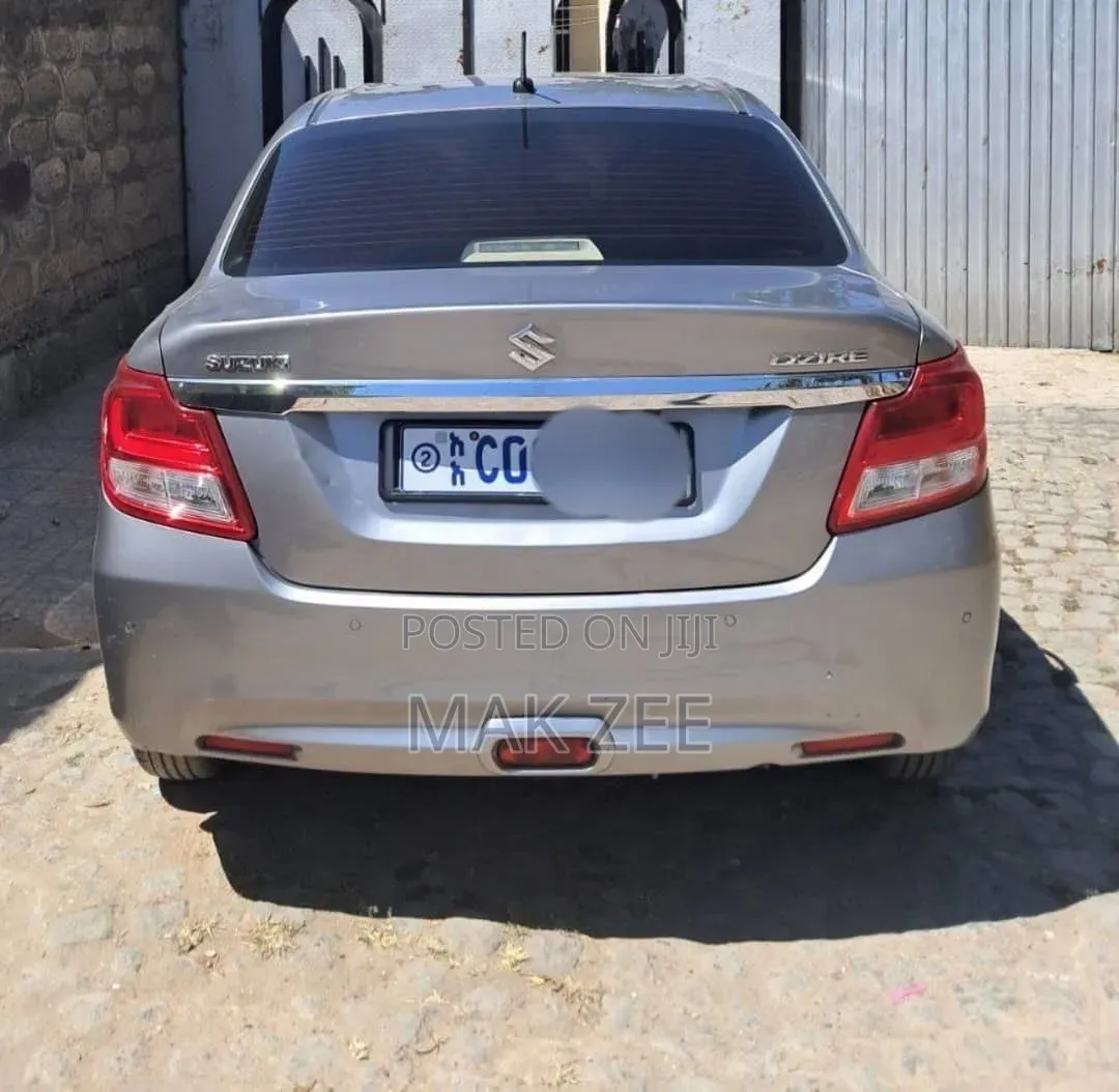 Suzuki Dzire 2022 Silver