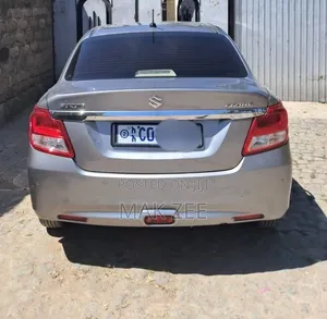 Suzuki Dzire 2022 Silver