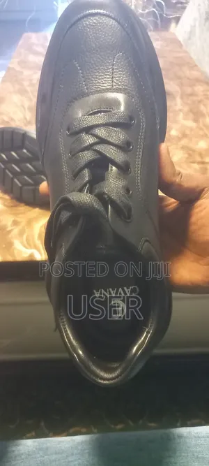 Men Shoeas Cavana