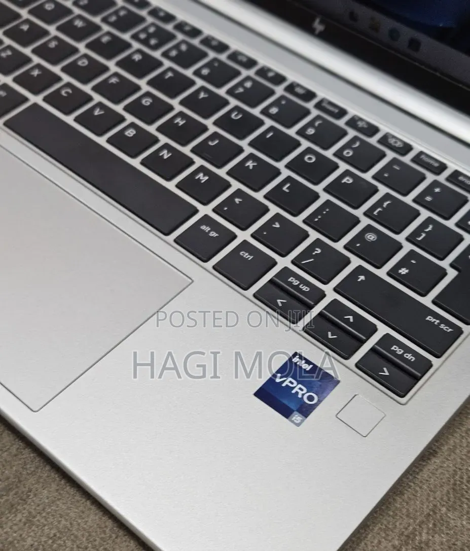 New Laptop HP EliteBook 830 G9 16GB Intel Core i5 SSD 512GB