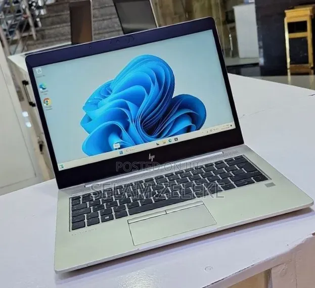 New Laptop HP EliteBook 830 G5 8GB Intel Core i5 SSD 512GB