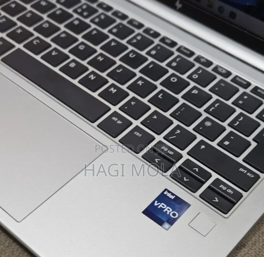 New Laptop HP EliteBook 830 G9 16GB Intel Core i5 SSD 512GB