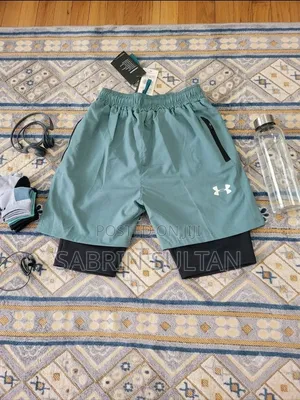የUnder Armour የስፖርት ቁምጣ