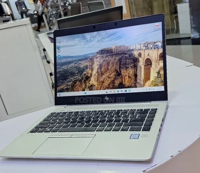 New Laptop HP EliteBook 840 G6 16GB Intel Core i7 SSD 512GB