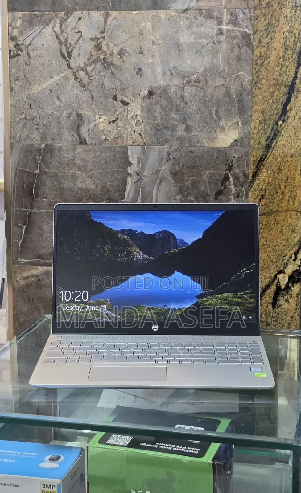 New Laptop HP Pavilion 15 8GB Intel Core i5 SSD 256GB