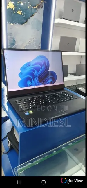 New Laptop MSI GP75 Leopard 16GB Intel Core i7 SSD 512GB