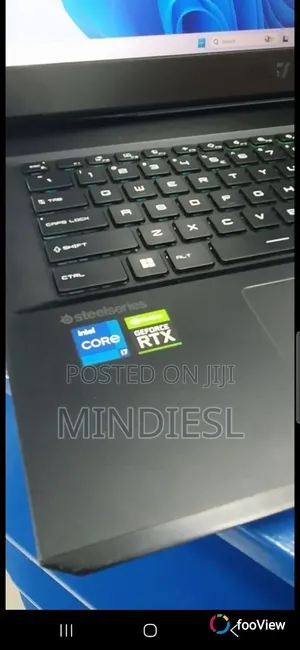 New Laptop MSI GP75 Leopard 16GB Intel Core i7 SSD 512GB