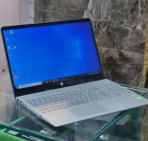 New Laptop HP Pavilion 15 8GB Intel Core i5 SSD 256GB