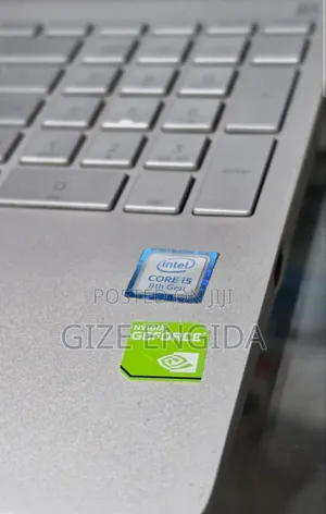 New Laptop HP Pavilion 15 8GB Intel Core i5 SSD 256GB
