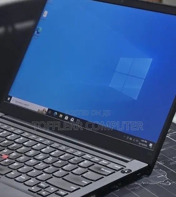 New Laptop Lenovo ThinkPad T14 16GB AMD Ryzen 7 SSD 512GB