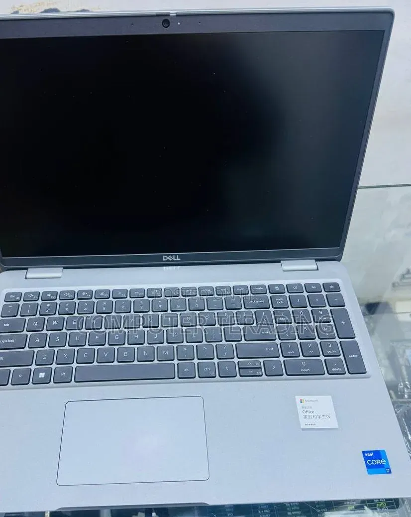 New Laptop Dell Inspiron 15 3581 16GB Intel Core i7 SSD 1T