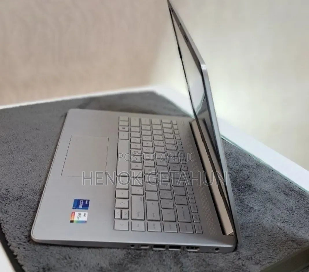 New Laptop HP Stream Notebook 16GB Intel Core i7 SSD 512GB