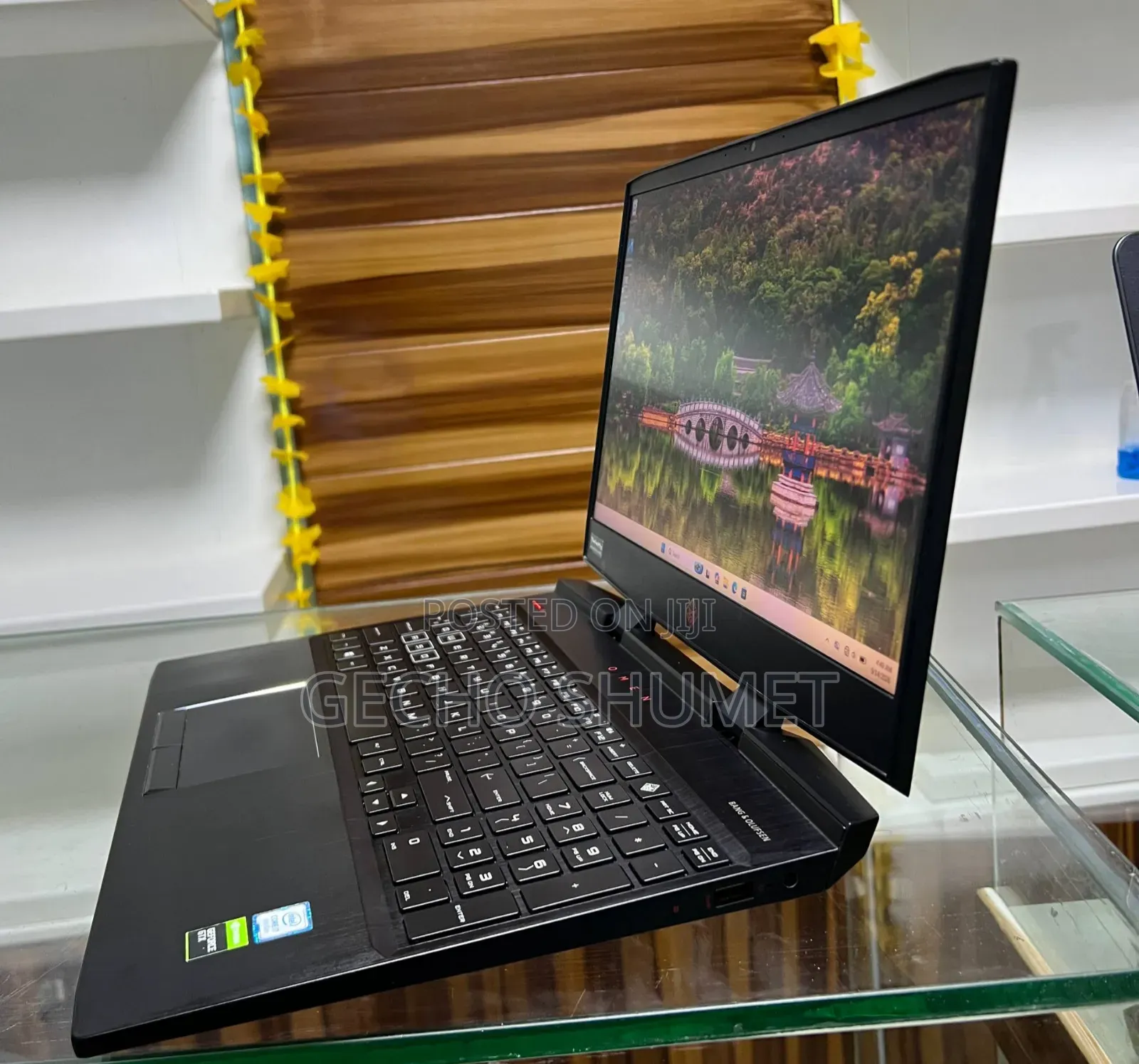 New Laptop HP Omen 15 16GB Intel Core i7 SSD 128GB