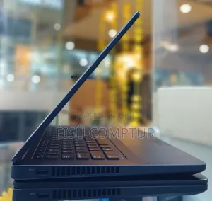 New Laptop Dell Latitude 14 E5470 4GB Intel Core i3 SSD 128GB