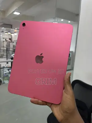 Apple iPad Pro (2022) 128 GB Pink