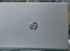 New Laptop HP Pavilion 15 8GB Intel Core i5 SSD 256GB