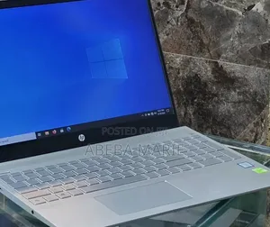 New Laptop HP Pavilion 15 8GB Intel Core i5 SSD 256GB