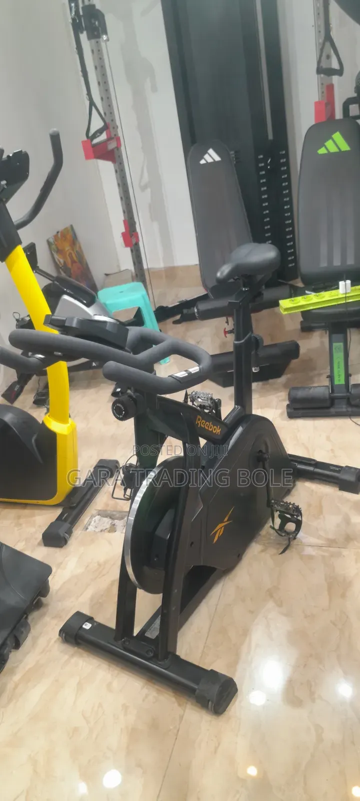 ሬቦክ Fr30 የቤት ውስጥ ስፖርት ብስክሌት
