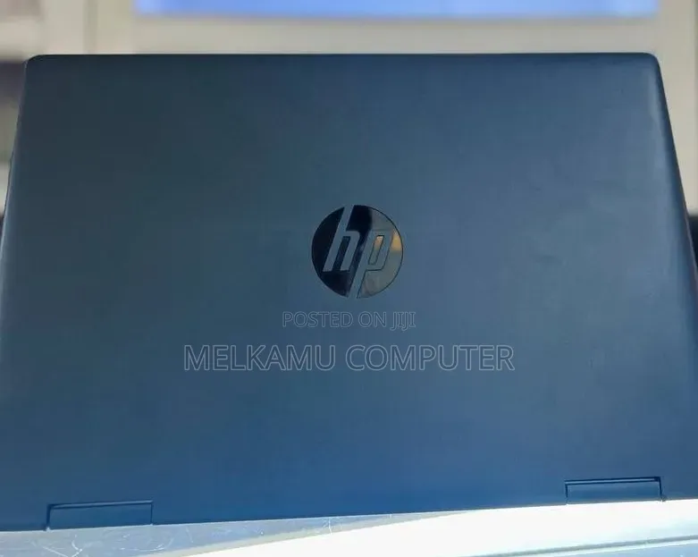 New Laptop HP Pavilion x360 8GB Intel Core i3 SSD 256GB